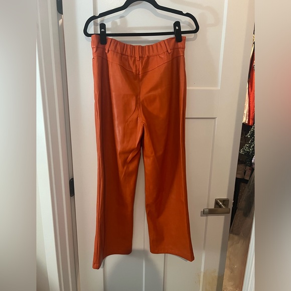 NWT Anthropologie Avec Les Filles Orange Faux Leather Cropped Wide-Leg Pants - Picture 5 of 6